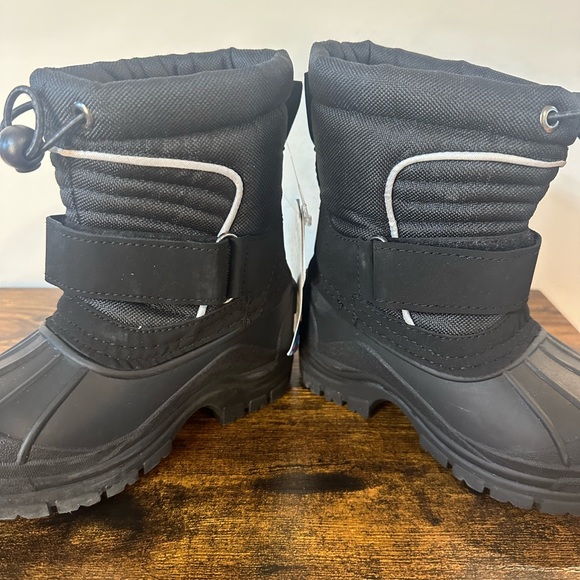 Totes Toddler Boy Taelor Black Waterproof Winter Boots NWT Various Sizes - Picture 3 of 7